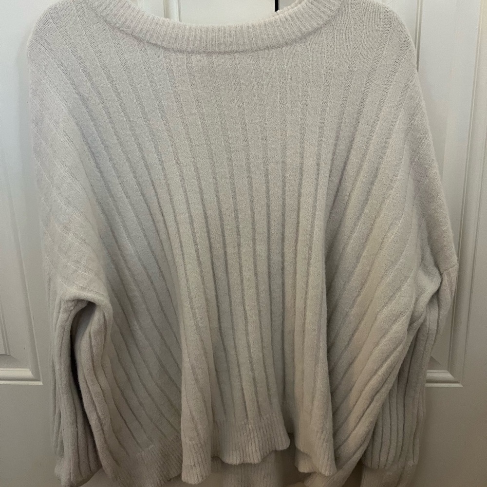 creme colored aerie soft oversized sweater